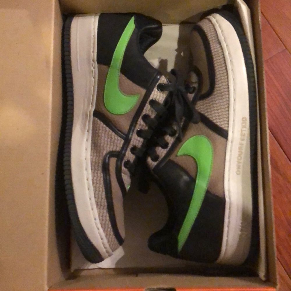 Air Force 1 INSIDEOUT